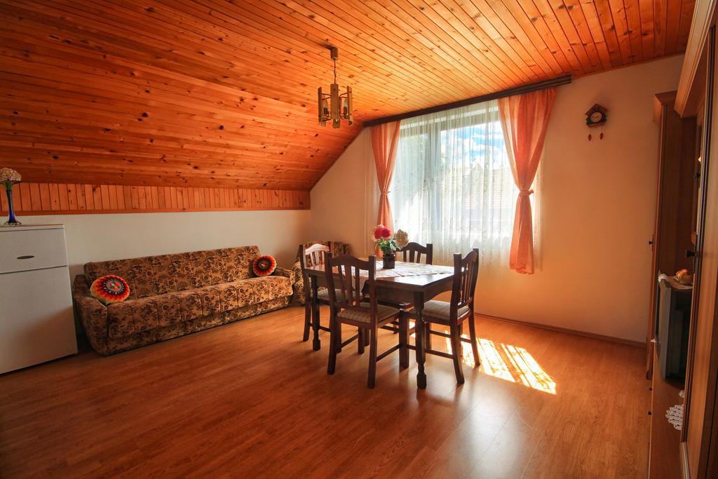 Apartman Josipa Drežnik Grad Exterior foto