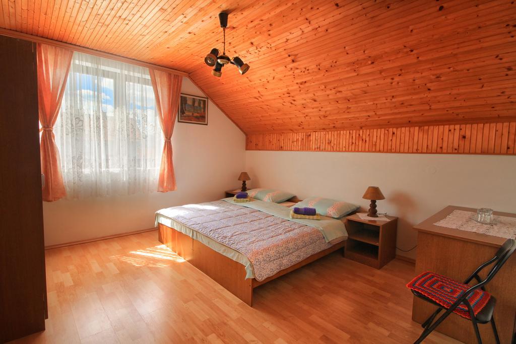 Apartman Josipa Drežnik Grad Exterior foto