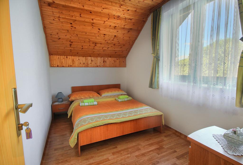 Apartman Josipa Drežnik Grad Exterior foto